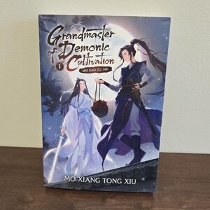 Grandmaster of Demonic Cultivation Volume 1 by